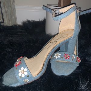 Jessica Simpson embellished 3” kitten heels